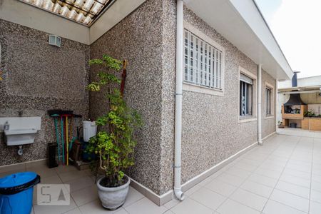 Casa à venda com 325m², 3 quartos e 2 vagasCorredor Lateral 