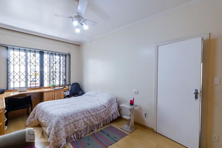 Casa à venda com 325m², 3 quartos e 2 vagasQuarto 2 