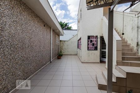 Casa à venda com 325m², 3 quartos e 2 vagasQuintal 2