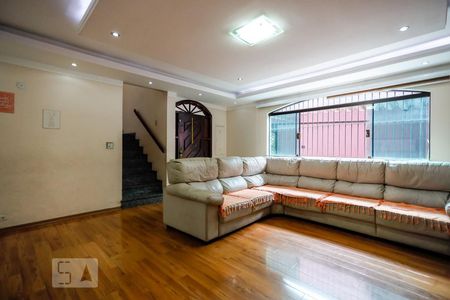 Sala 1 de casa à venda com 3 quartos, 250m² em Vila Nova Carolina, São Paulo