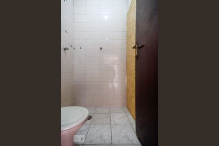 Casa à venda com 250m², 3 quartos e 5 vagasBanheiro de Serviço