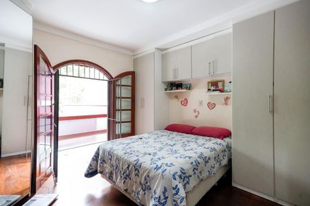 Casa à venda com 250m², 3 quartos e 5 vagasSuíte