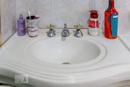 Casa à venda com 250m², 3 quartos e 5 vagasBanheiro da Suíte