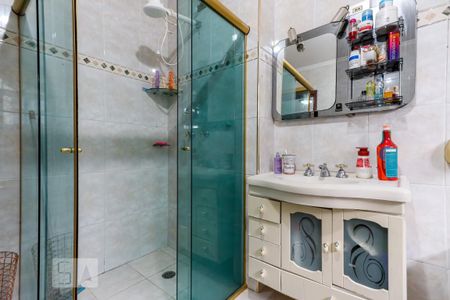 Casa à venda com 250m², 3 quartos e 5 vagasBanheiro da Suíte