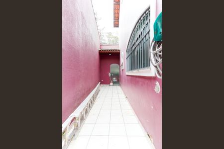 Casa à venda com 250m², 3 quartos e 5 vagasCorredor