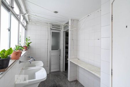 Apartamento para alugar com 129m², 4 quartos e 2 vagasÁrea de serviço