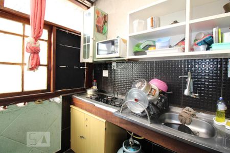 Casa à venda com 118m², 7 quartos e sem vagaCozinha