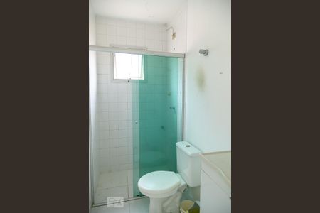 Casa de condomínio para alugar com 56m², 2 quartos e 2 vagas Casa de condomínio para alugar com 56m², 2 quartos e 2 vagasBanheiro