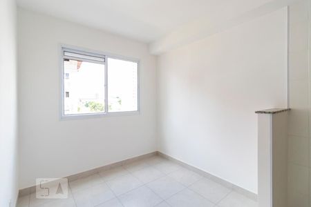 Sala e Cozinha de apartamento para alugar com 1 quarto, 26m² em Cambuci, São Paulo