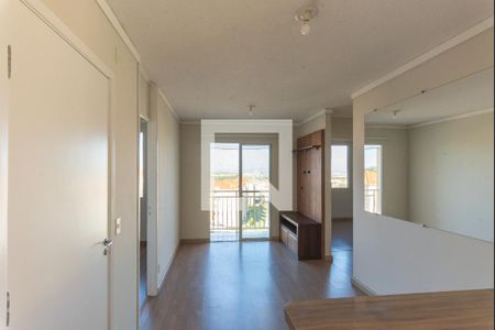 Sala de apartamento para alugar com 3 quartos, 55m² em Vila Marieta, Campinas