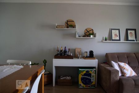 Sala de apartamento à venda com 3 quartos, 78m² em Vila Nova Teixeira, Campinas