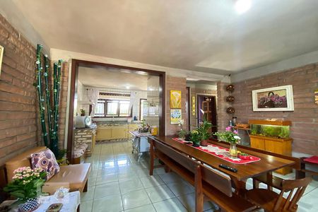 Sala de casa à venda com 4 quartos, 190m² em Scharlau, São Leopoldo
