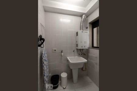 Apartamento para alugar com 70m², 2 quartos e 1 vaga Apartamento para alugar com 70m², 2 quartos e 1 vagaárea de serviço