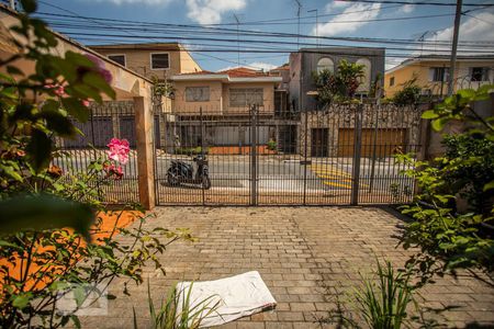 Vista de casa para alugar com 4 quartos, 360m² em Parque Jabaquara, São Paulo