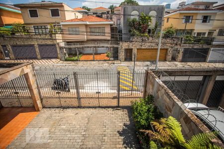 Casa à venda com 360m², 4 quartos e 3 vagas Casa à venda com 360m², 4 quartos e 3 vagasVista