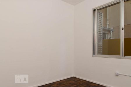 Quarto 2 de apartamento para alugar com 2 quartos, 79m² em Santana, Porto Alegre