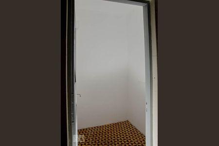 Apartamento para alugar com 79m², 2 quartos e sem vagaDispensa