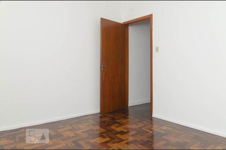 Quarto 1 de apartamento para alugar com 2 quartos, 79m² em Santana, Porto Alegre