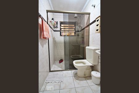 Banheiro do Quarto 1 - Suíte de casa para alugar com 3 quartos, 407m² em Independência, São Bernardo do Campo