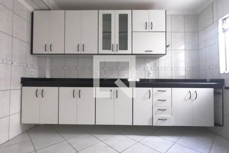 Casa à venda com 129m², 3 quartos e 2 vagasCozinha