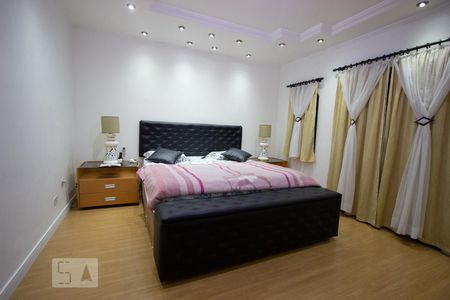 Suíte 1 de casa para alugar com 2 quartos, 225m² em Vila Quintino, Carapicuíba