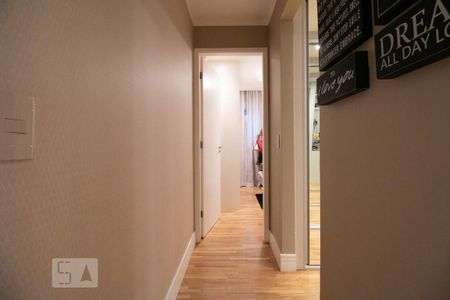 Apartamento à venda com 117m², 3 quartos e 2 vagasCorredor
