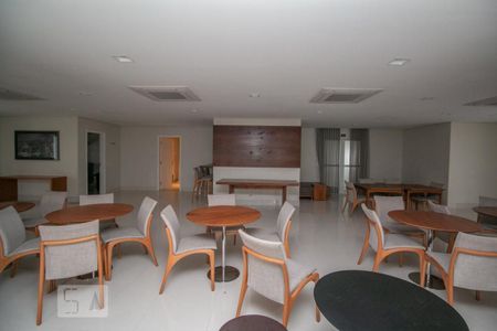 Apartamento à venda com 117m², 3 quartos e 2 vagasSalão de Festas