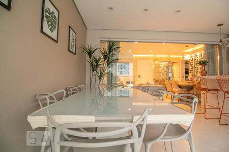 Apartamento à venda com 117m², 3 quartos e 2 vagasVaranda