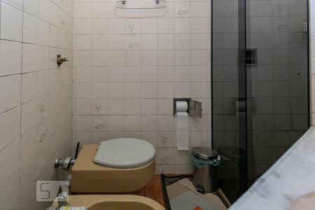 Casa à venda com 410m², 3 quartos e 4 vagas Casa à venda com 410m², 3 quartos e 4 vagasBanheiro da Suíte