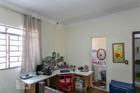 Casa à venda com 410m², 3 quartos e 4 vagas Casa à venda com 410m², 3 quartos e 4 vagasQuarto Suite