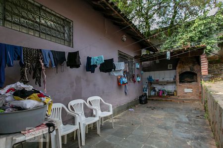 Casa à venda com 410m², 3 quartos e 4 vagas Casa à venda com 410m², 3 quartos e 4 vagasChurrasqueira