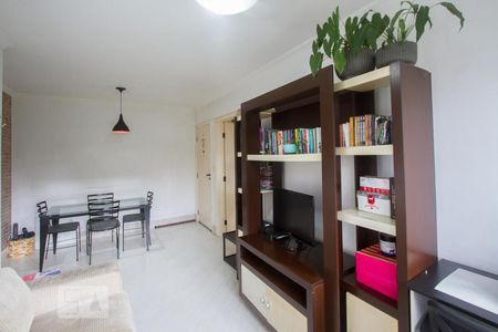 Sala de apartamento para alugar com 2 quartos, 58m² em Santo Amaro, São Paulo