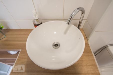 Apartamento para alugar com 58m², 2 quartos e 1 vagaDetalhe Banheiro