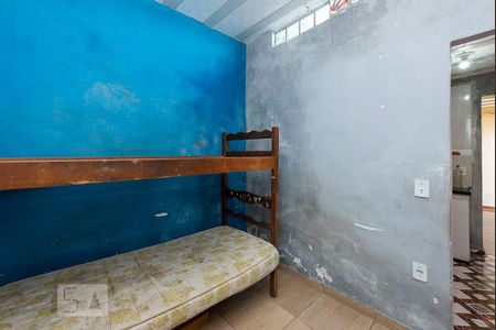 Casa à venda com 100m², 5 quartos e 2 vagas Casa à venda com 100m², 5 quartos e 2 vagasQuarto 3