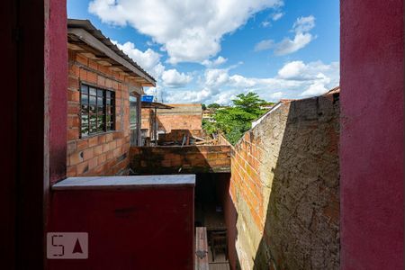 Casa à venda com 100m², 5 quartos e 2 vagas Casa à venda com 100m², 5 quartos e 2 vagasVista do Quarto 2