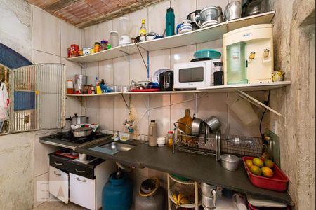 Casa à venda com 100m², 5 quartos e 2 vagas Casa à venda com 100m², 5 quartos e 2 vagasCozinha