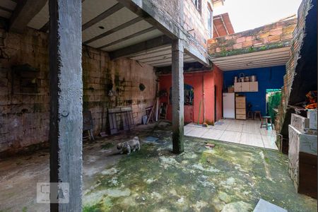 Casa à venda com 100m², 5 quartos e 2 vagas Casa à venda com 100m², 5 quartos e 2 vagasÁrea de Serviço
