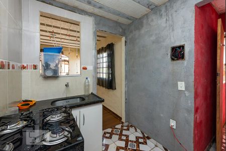 Casa à venda com 100m², 5 quartos e 2 vagas Casa à venda com 100m², 5 quartos e 2 vagasCozinha