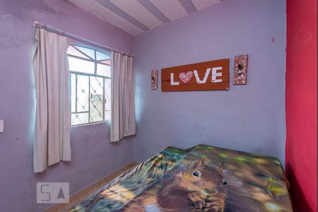 Casa à venda com 100m², 5 quartos e 2 vagas Casa à venda com 100m², 5 quartos e 2 vagasQuarto 2