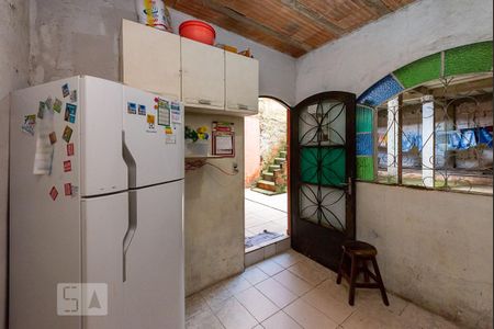 Casa à venda com 100m², 5 quartos e 2 vagas Casa à venda com 100m², 5 quartos e 2 vagasCozinha