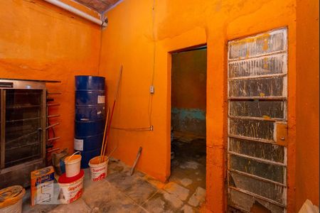 Casa à venda com 100m², 5 quartos e 2 vagas Casa à venda com 100m², 5 quartos e 2 vagasSala Externa