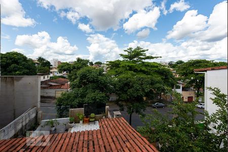 Casa à venda com 100m², 5 quartos e 2 vagas Casa à venda com 100m², 5 quartos e 2 vagasVista da Suíte