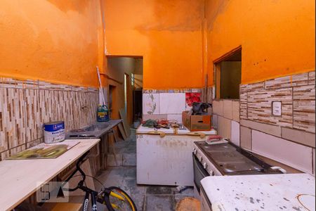 Casa à venda com 100m², 5 quartos e 2 vagas Casa à venda com 100m², 5 quartos e 2 vagasCozinha Externa
