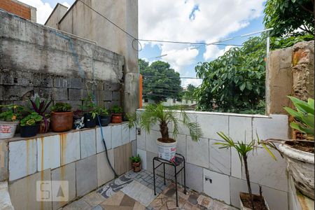 Casa à venda com 100m², 5 quartos e 2 vagas Casa à venda com 100m², 5 quartos e 2 vagasÁrea Externa