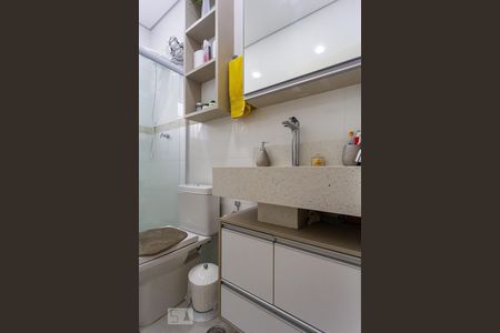 Banheiro de casa à venda com 3 quartos, 81m² em Veloso, Osasco