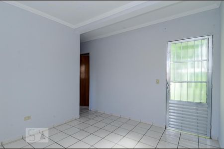 Sala de apartamento para alugar com 2 quartos, 70m² em Taboão, Guarulhos