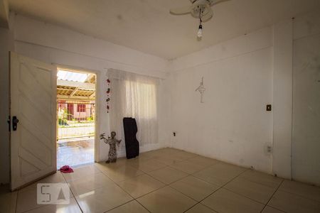Sala de casa à venda com 3 quartos, 200m² em Hípica, Porto Alegre