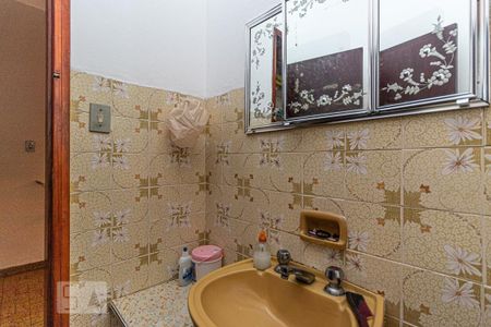 Casa à venda com 231m², 4 quartos e 3 vagasBanheiro