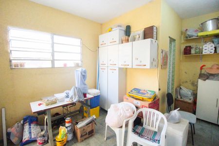 Casa à venda com 100m², 3 quartos e 6 vagas Casa à venda com 100m², 3 quartos e 6 vagasÁrea de serviço