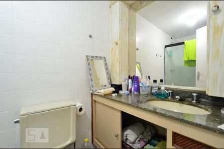 Apartamento à venda com 139m², 5 quartos e 2 vagasBanheiro Social